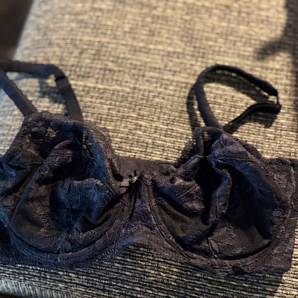 Victoria's Secret Midnight Lace Bra